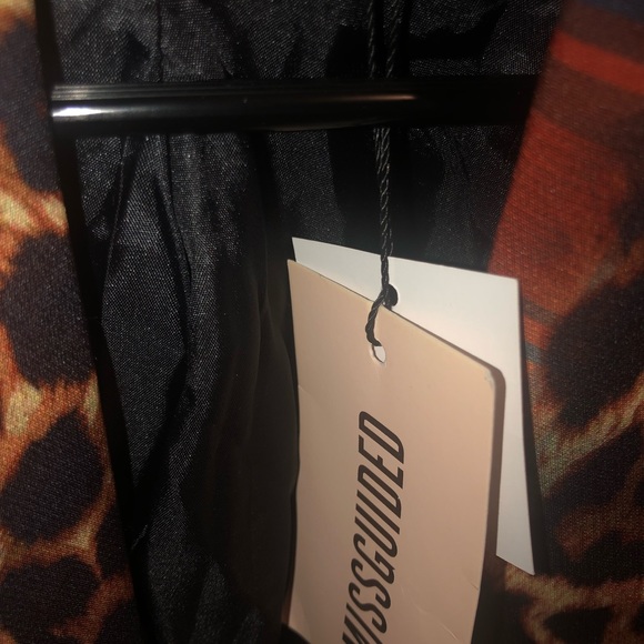 BRAND NEW WITH TAGRed leopard print blazer - Picture 2 of 3